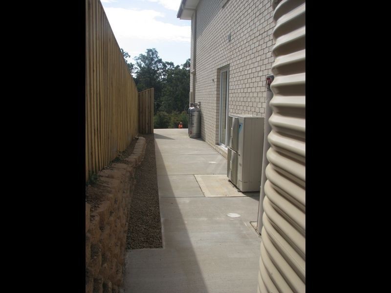 49 Barradeen Cct, Pacific Pines QLD 4211