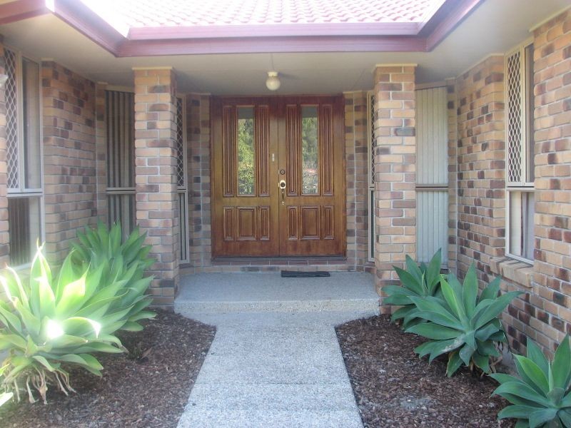 71 Pacific Pines Boulevard, Pacific Pines QLD 4211