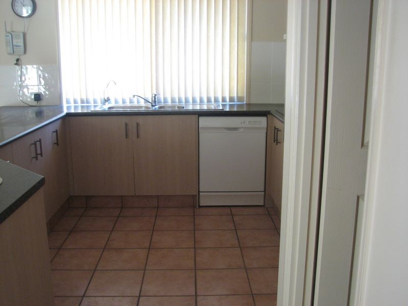 71 Pacific Pines Boulevard, Pacific Pines QLD 4211