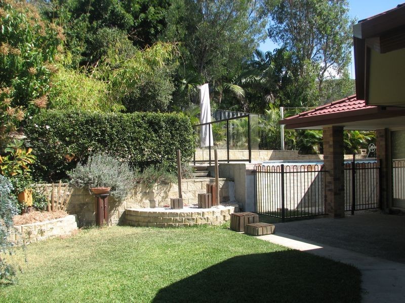 71 Pacific Pines Boulevard, Pacific Pines QLD 4211