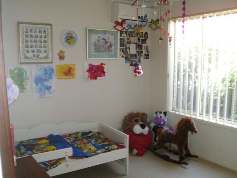 12 Bonin Street, Pacific Pines QLD 4211