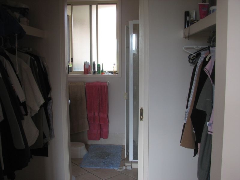 12 Bonin Street, Pacific Pines QLD 4211