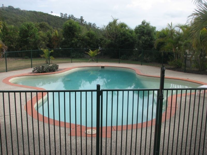 12 Bonin Street, Pacific Pines QLD 4211