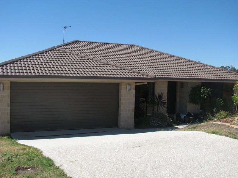 7 Harmsworth Street, Pacific Pines QLD 4211