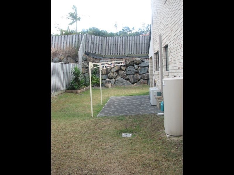 1/4 Stromlo Court, Pacific Pines QLD 4211