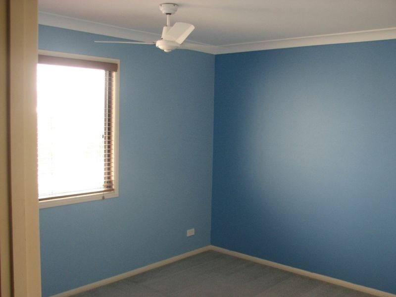 1/4 Stromlo Court, Pacific Pines QLD 4211