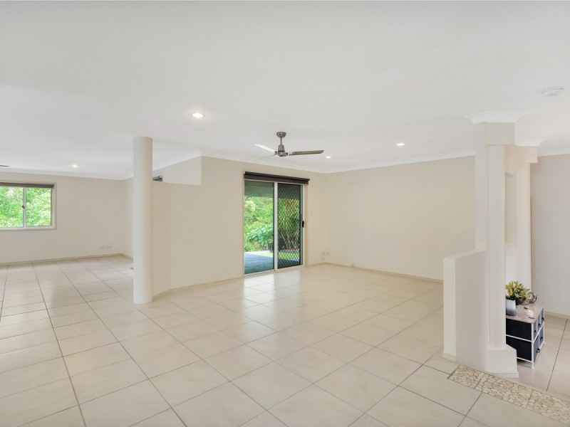 76 Greenway Boulevard, Maudsland QLD 4210