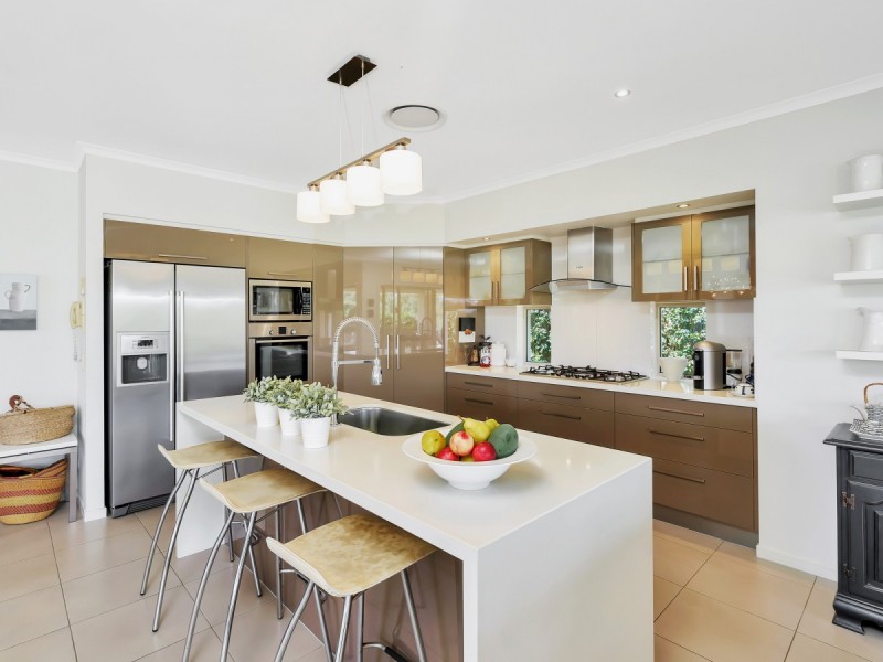 50 Harmsworth Road, Pacific Pines QLD 4211