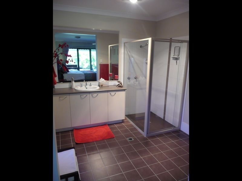 24 Carmarthen Circuit, Pacific Pines QLD 4211