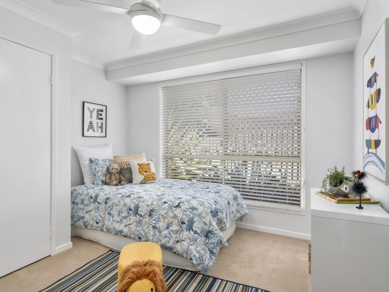 2 Bounty Way, Pacific Pines QLD 4211