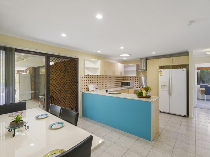 40 Studio Drive, Oxenford QLD 4210