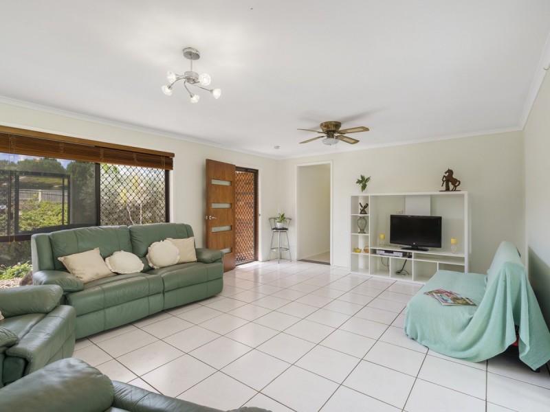 40 Studio Drive, Oxenford QLD 4210