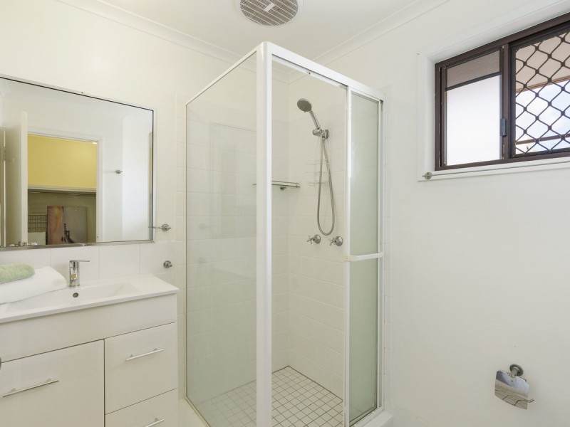 40 Studio Drive, Oxenford QLD 4210