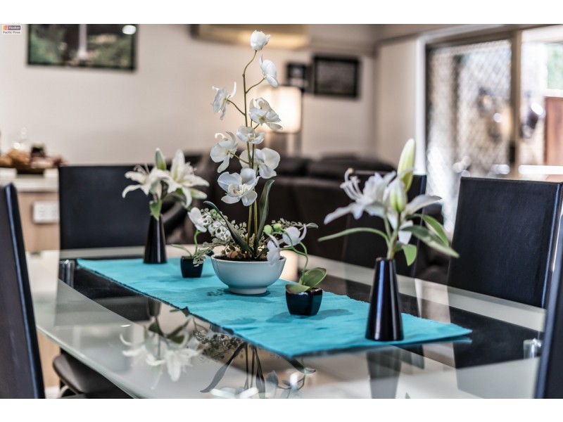 16/1 Archipelago Street, Pacific Pines QLD 4211