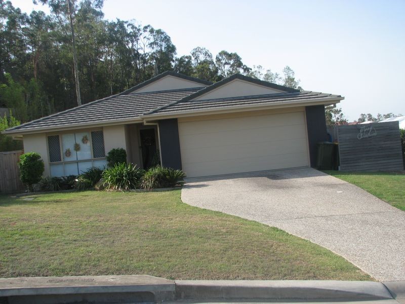 3 Soward Court, Pacific Pines QLD 4211