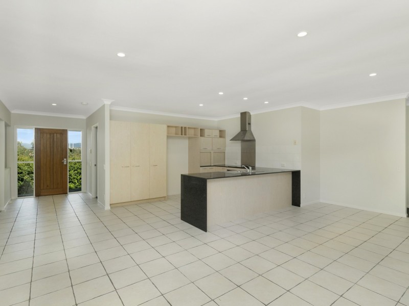 403 Ashmore Road, Ashmore QLD 4214