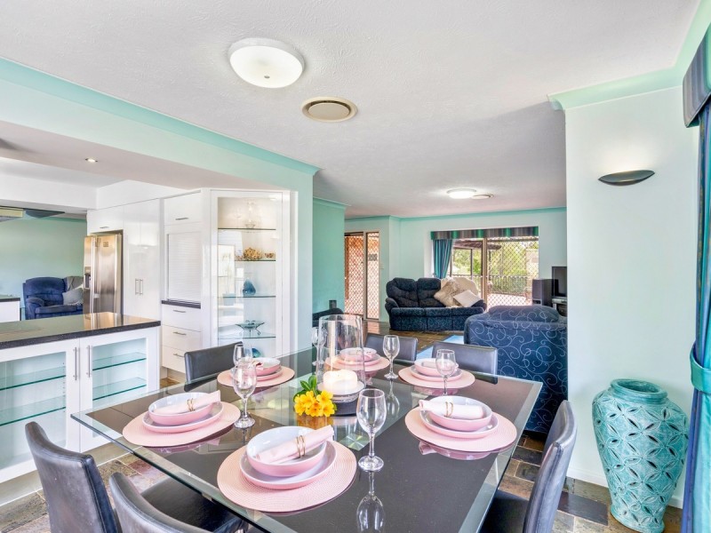 17-19 Columbine Way, Gaven QLD 4211