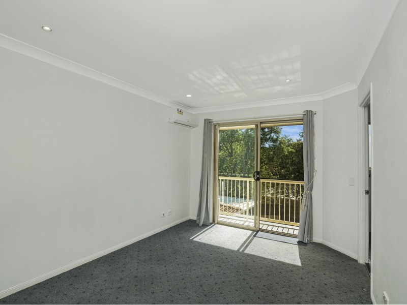 34 Henry Cotton Drive, Parkwood QLD 4214