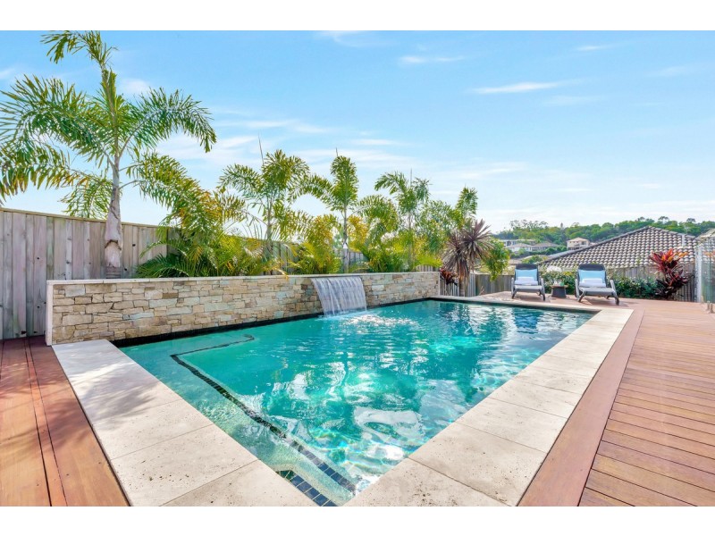 9 Haughton Street, Pacific Pines QLD 4211