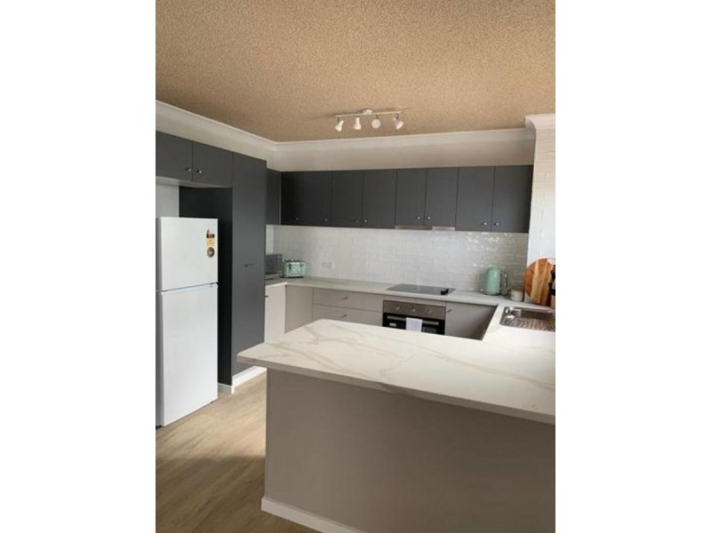 26/72 Marine Parade, Southport QLD 4215