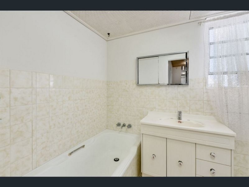 26/72 Marine Parade, Southport QLD 4215