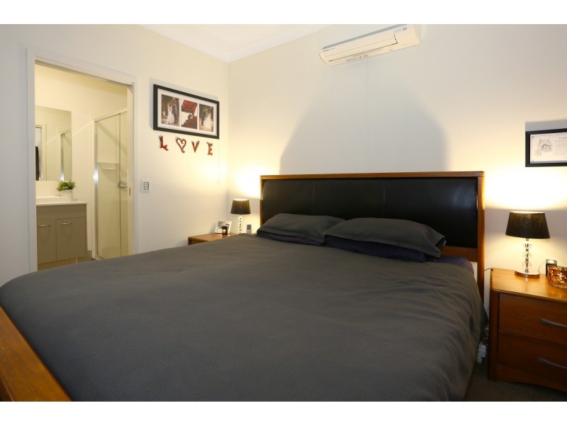 2/12 Morning Sun Court, Maudsland QLD 4210