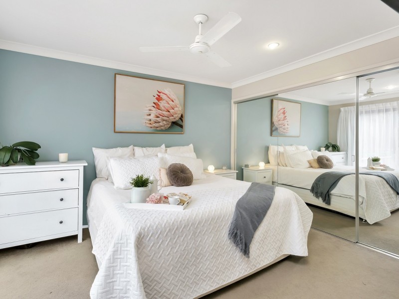 15 Appollo Place, Oxenford QLD 4210