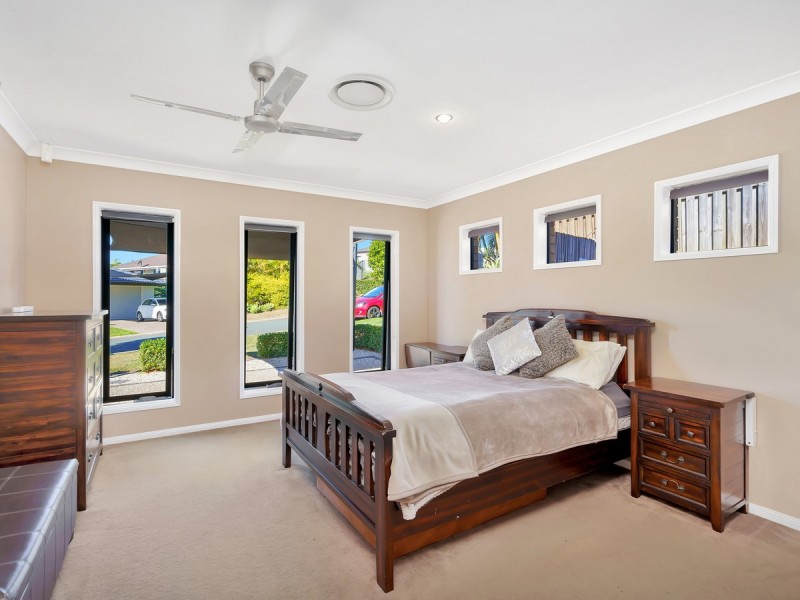 17 Cossington Circuit, Maudsland QLD 4210