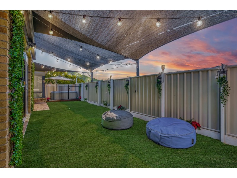 17 Cossington Circuit, Maudsland QLD 4210