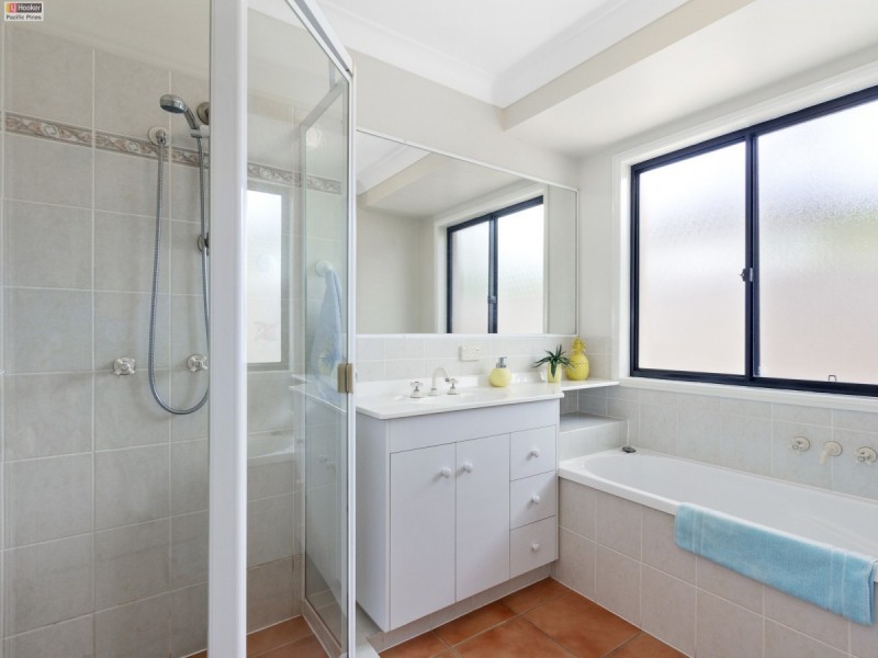 29 Tranquility Circuit, Helensvale QLD 4212