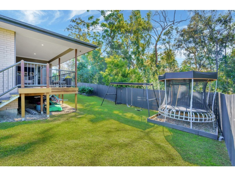 15 Joshua Place, Oxenford QLD 4210