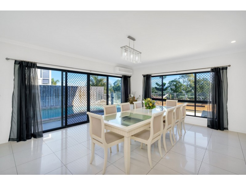 40 Salvado Drive, Pacific Pines QLD 4211