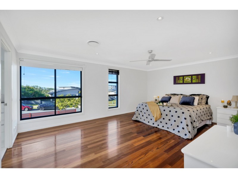40 Salvado Drive, Pacific Pines QLD 4211