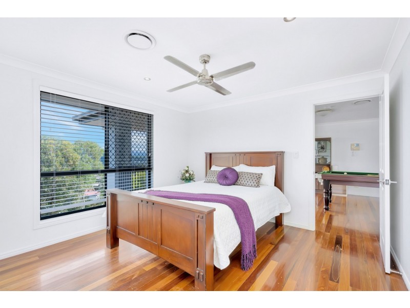 40 Salvado Drive, Pacific Pines QLD 4211