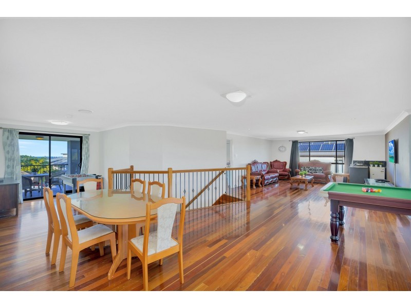 40 Salvado Drive, Pacific Pines QLD 4211