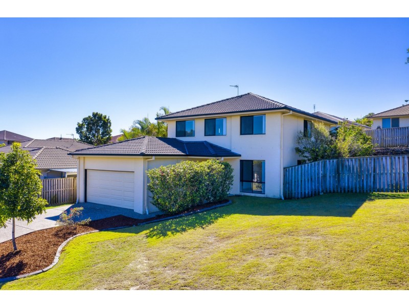 7 Beaumont Crescent, Pacific Pines QLD 4211