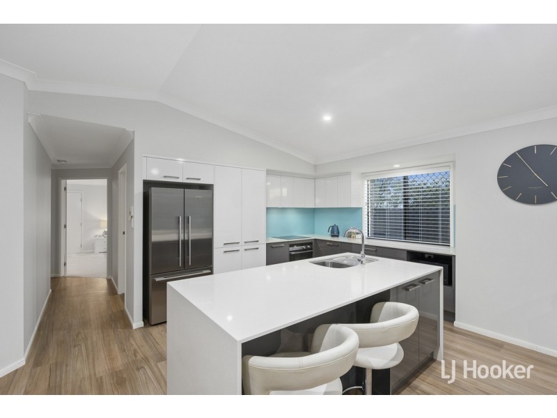 107 Salvado Drive, Pacific Pines QLD 4211