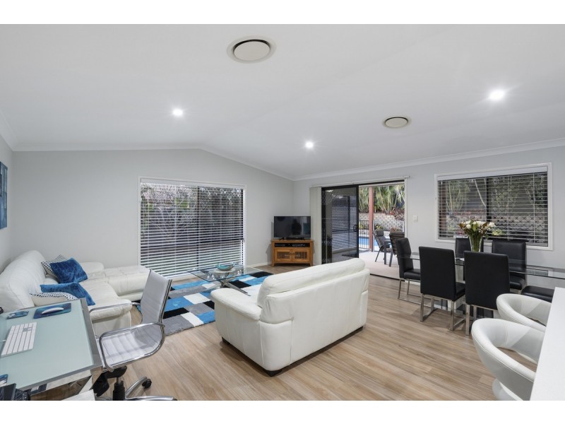 107 Salvado Drive, Pacific Pines QLD 4211