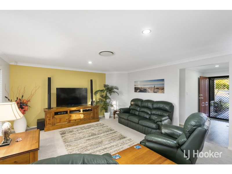 107 Salvado Drive, Pacific Pines QLD 4211