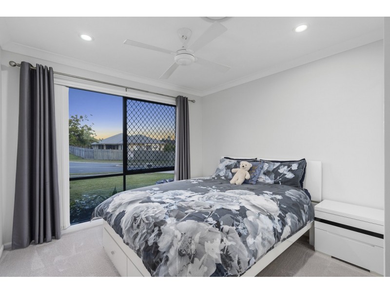 107 Salvado Drive, Pacific Pines QLD 4211