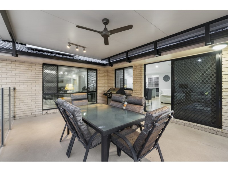 107 Salvado Drive, Pacific Pines QLD 4211