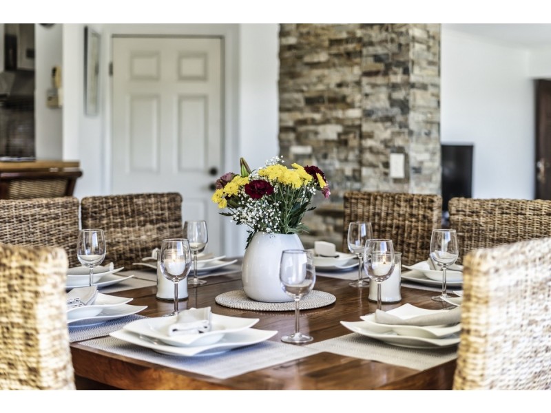 2 Molokai Crescent, Pacific Pines QLD 4211