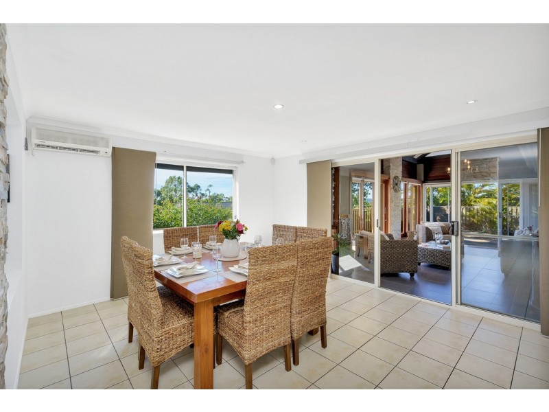 2 Molokai Crescent, Pacific Pines QLD 4211