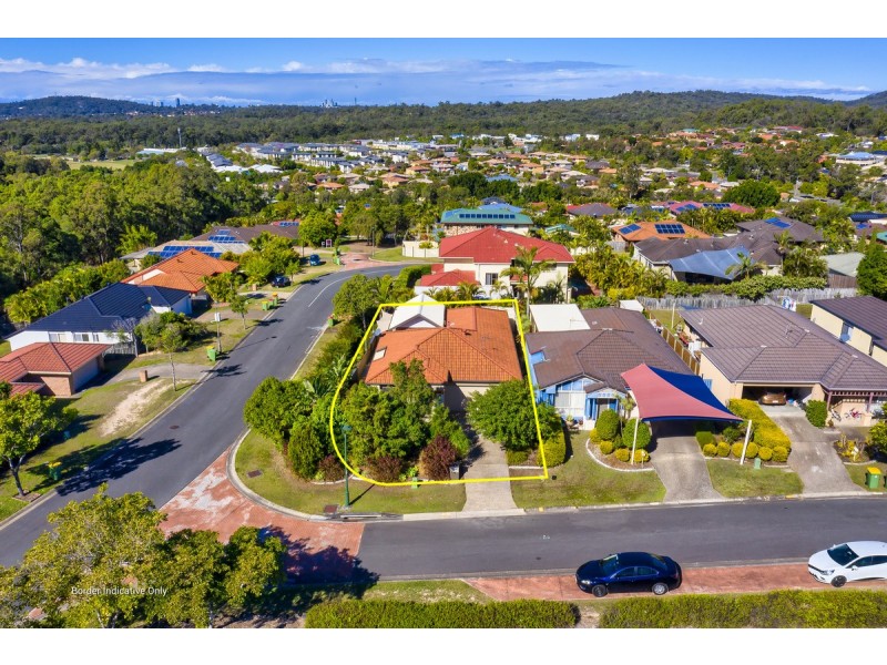2 Molokai Crescent, Pacific Pines QLD 4211