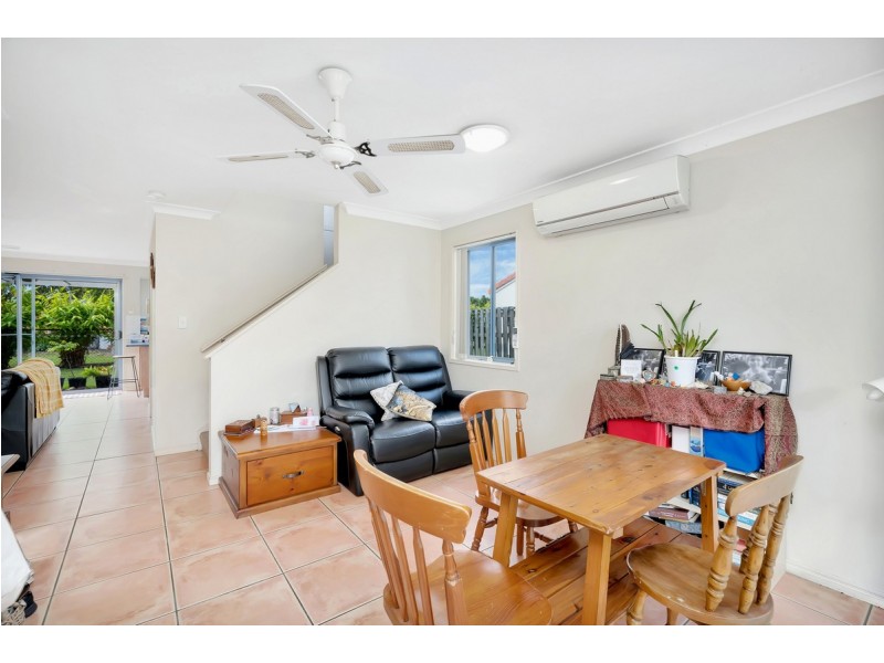 43/2 Studio Drive, Pacific Pines QLD 4211