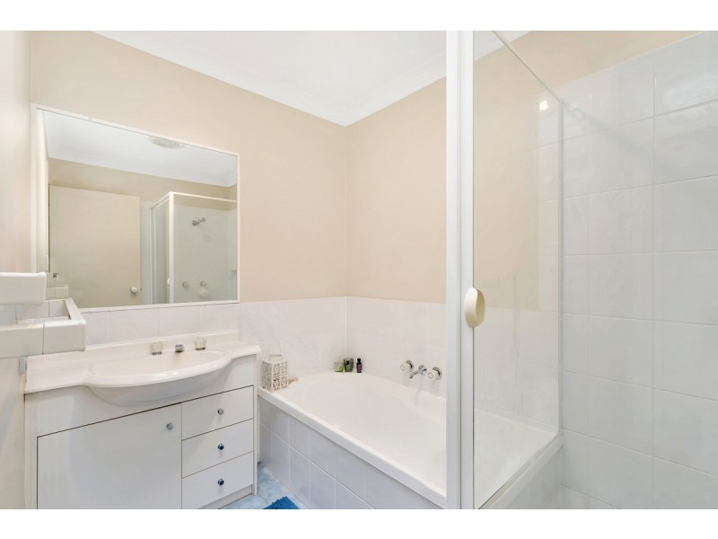 43/2 Studio Drive, Pacific Pines QLD 4211