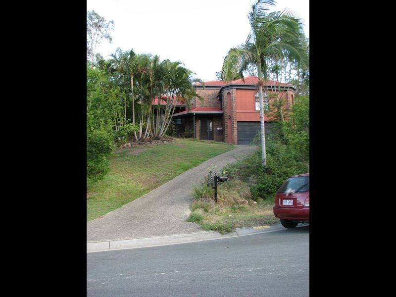 14 Avon Street, Pacific Pines QLD 4211