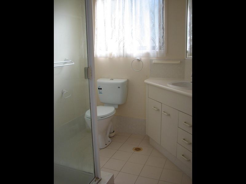 14 Avon Street, Pacific Pines QLD 4211