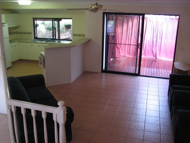 14 Avon Street, Pacific Pines QLD 4211