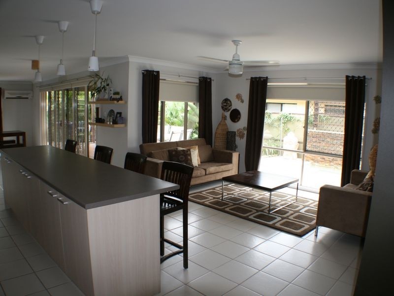 19 Tennant Street, Pacific Pines QLD 4211